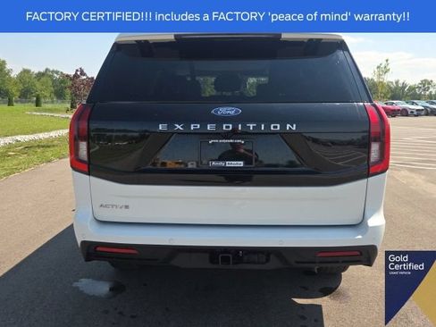 Used 2025 Ford Expedition Active AWD/4WD image 11