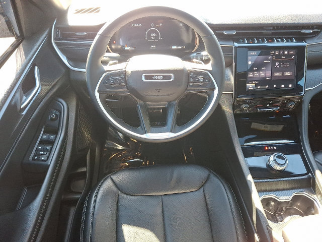 Used 2024 Jeep Grand Cherokee L Altitude AWD/4WD image 11
