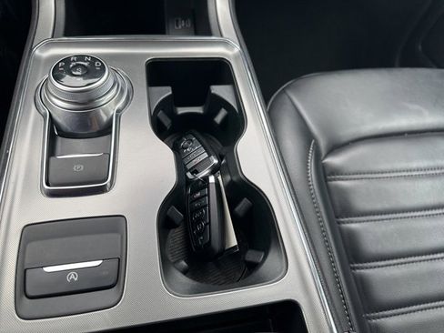 Used 2022 Ford Edge SEL w/ Convenience Package image 23