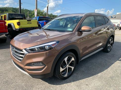 Used 2017 Hyundai Tucson Sport AWD/4WD image 2