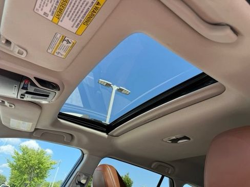 Used 2020 Subaru Outback Touring AWD/4WD image 21