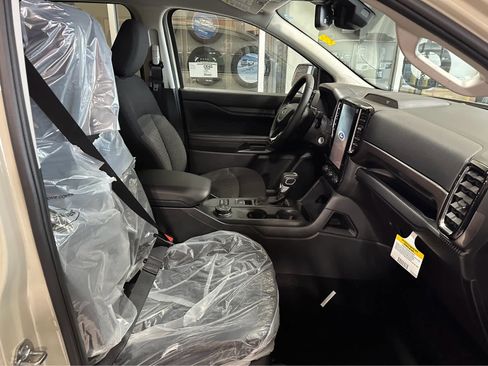 New 2025 Ford Ranger XLT w/ FX4 Off-Road Package image 35