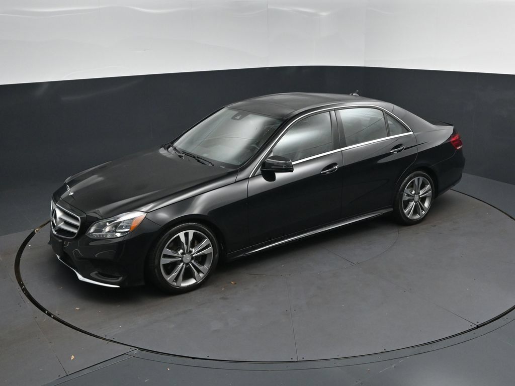 Used 2016 Mercedes-Benz E 350 4MATIC Sedan image 31