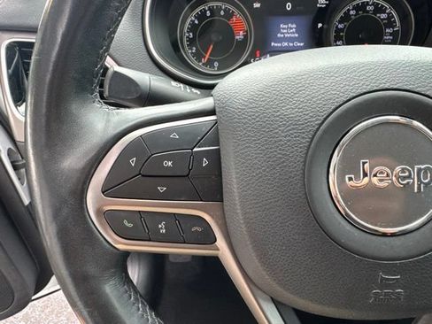Used 2020 Jeep Cherokee Limited AWD/4WD image 14