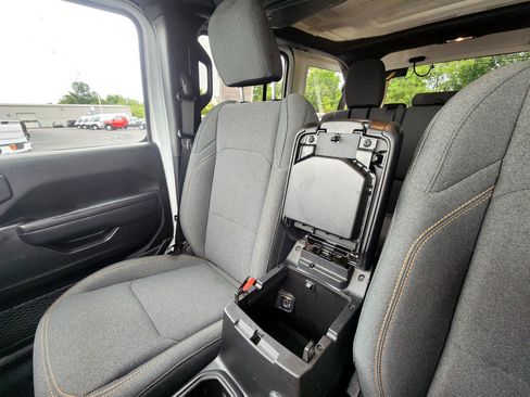 Used 2025 Jeep Wrangler Unlimited Sport S 4xe w/ Convenience Group AWD/4WD image 43