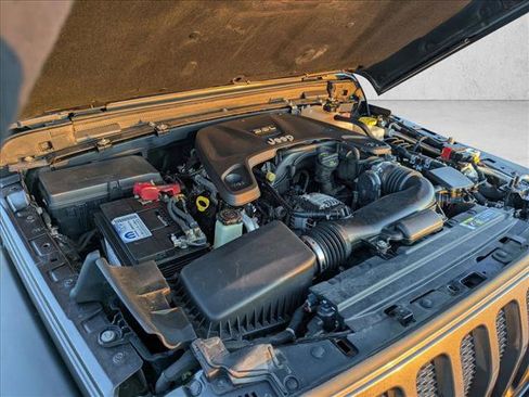 Used 2019 Jeep Wrangler Unlimited Sport image 21