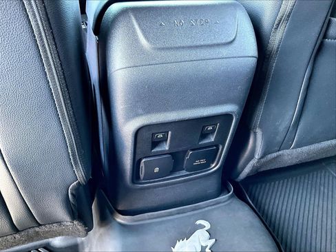 Used 2022 Ford Bronco Outer Banks AWD/4WD image 10