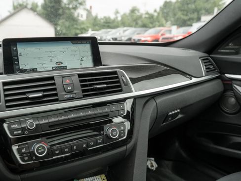 Used 2017 BMW 340i Gran Turismo xDrive AWD/4WD image 22