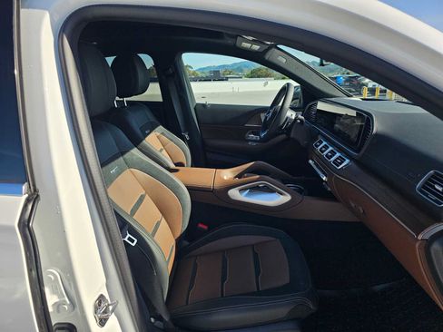 New 2026 Mercedes-Benz GLE 53 AMG 4MATIC Coupe image 10