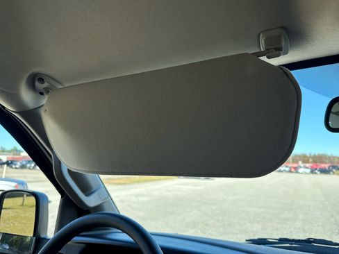 New 2025 Chevrolet Express 2500 image 30