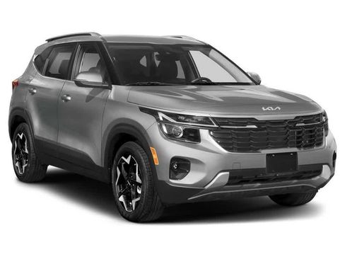 Certified 2026 Kia Seltos EX w/ EX Sunroof Package FWD image 6
