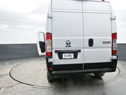 Used 2024 RAM ProMaster 2500 w/ Convenience Group FWD image 42