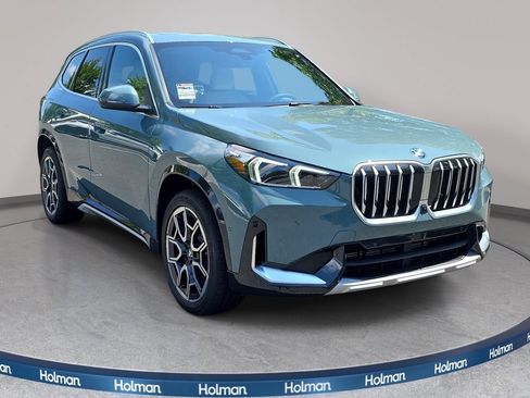 New 2026 BMW X1 xDrive28i w/ Technology Package AWD/4WD image 3