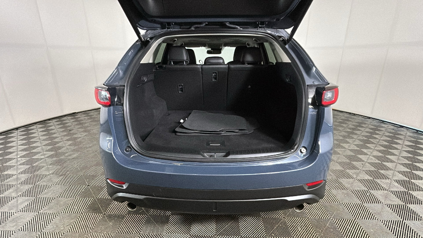 Used 2025 MAZDA CX-5 Carbon Edition AWD/4WD image 33