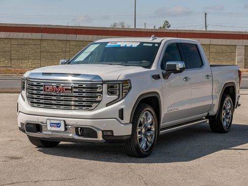Used 2024 GMC Sierra 1500 Denali w/ Denali Reserve Package RWD image 3