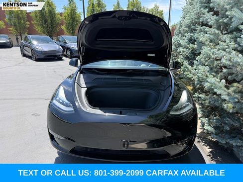 Used 2023 Tesla Model Y Long Range AWD/4WD image 29