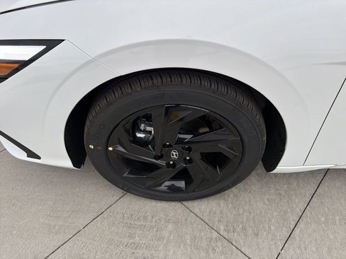 New 2026 Hyundai Elantra Sport FWD image 9