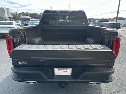 Used 2022 GMC Sierra 1500 Denali w/ Denali Reserve Package image 24