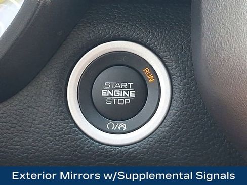 Used 2022 RAM 1500 Big Horn AWD/4WD image 18