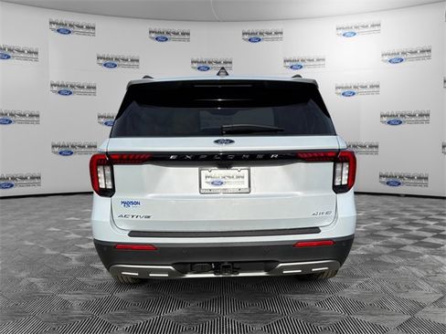 New 2026 Ford Explorer Active image 4