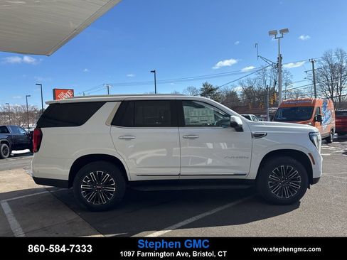 New 2026 GMC Yukon Elevation w/ Elevation Premium Package image 8
