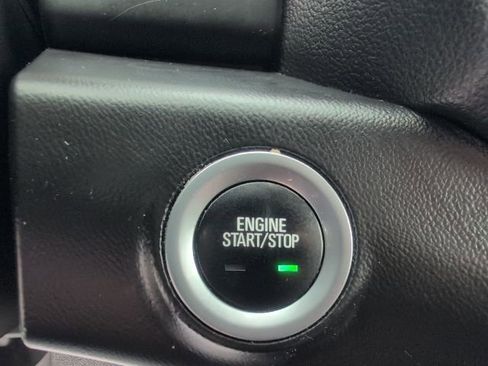 Used 2020 GMC Terrain SLT w/ Preferred Package FWD image 29
