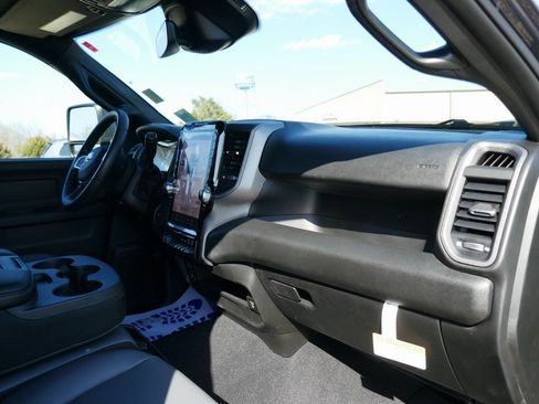 New 2026 RAM 2500 Tradesman AWD/4WD image 11