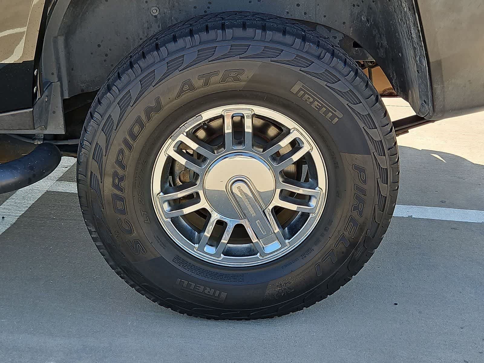 Used 2008 HUMMER H3 Luxury AWD/4WD image 13