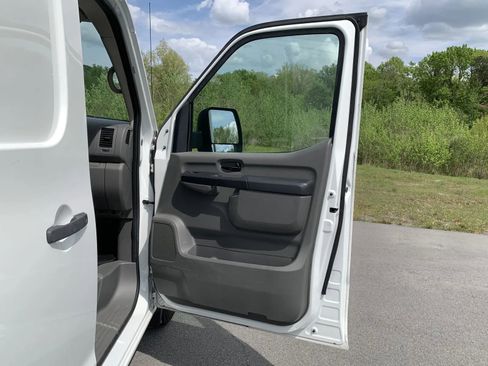 Used 2018 Nissan NV 1500 S image 19