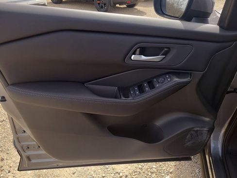 New 2026 Nissan Rogue SV image 14