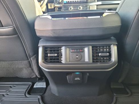 Certified 2025 Ford F150 Lariat w/ Equipment Group 502A High image 15