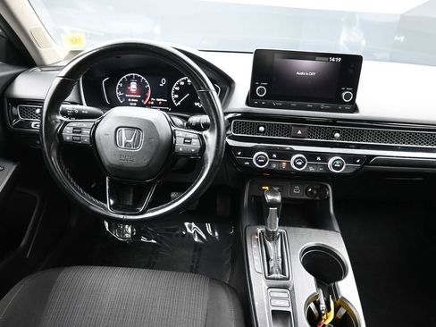 Certified 2022 Honda Civic EX image 19