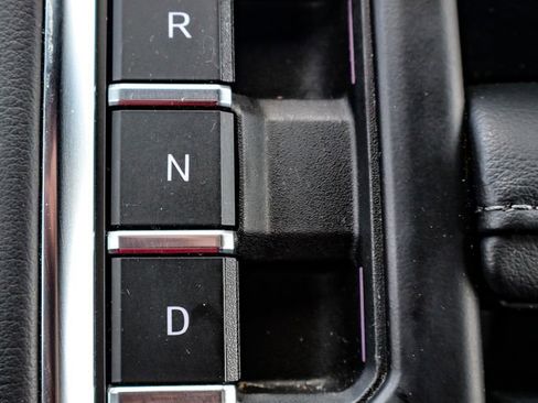 Used 2022 Chevrolet Tahoe Z71 image 31