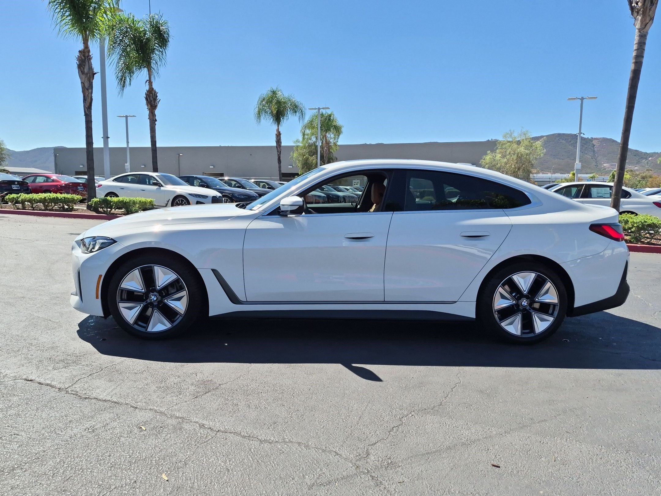 Certified 2025 BMW i4 eDrive40 w/ M Sport Package RWD image 7