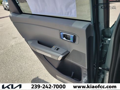 New 2027 Kia Seltos S FWD image 13