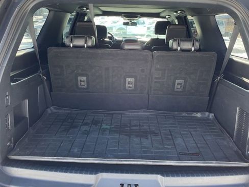 Used 2022 Ford Expedition Max Limited image 13