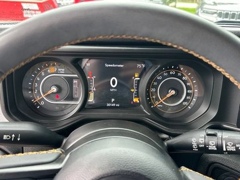 Used 2024 Jeep Wrangler Unlimited Sport AWD/4WD image 9