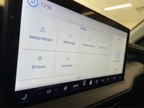 New 2025 Ford Maverick XLT w/ XLT Luxury Package image 30