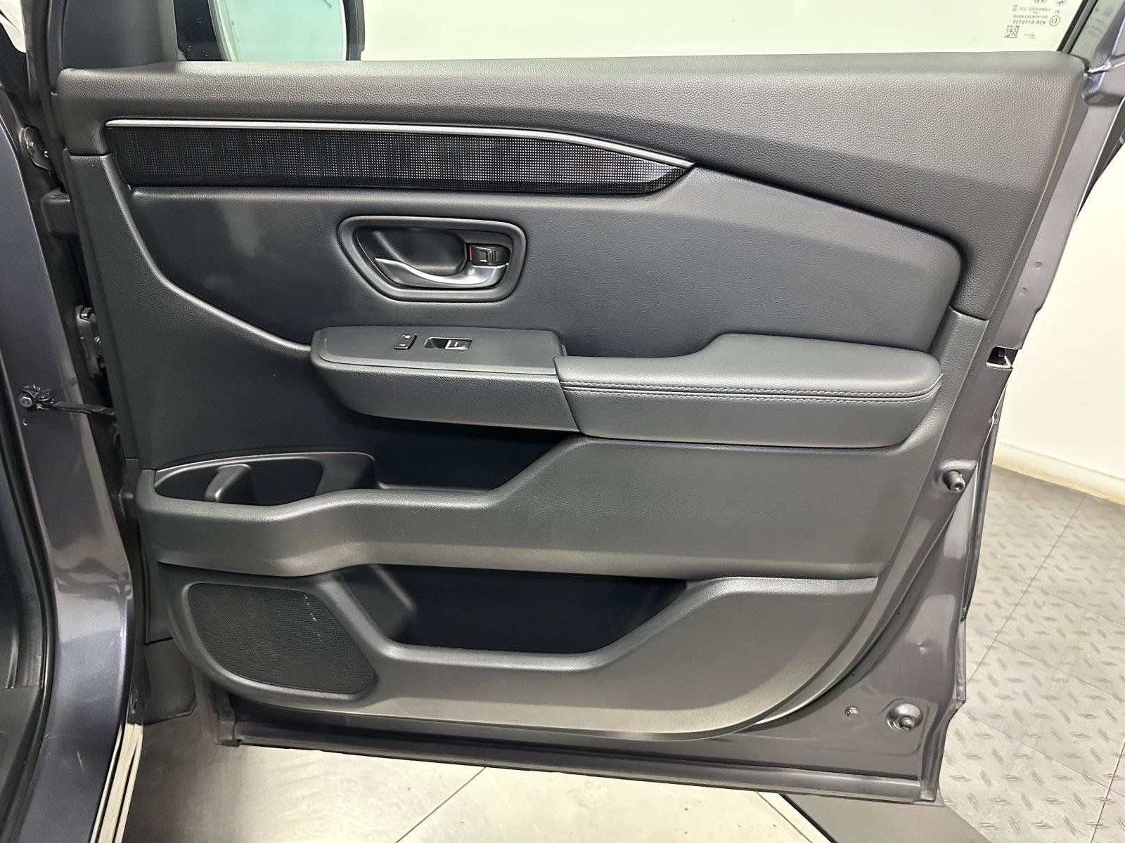 Certified 2024 Honda Pilot Elite image 37