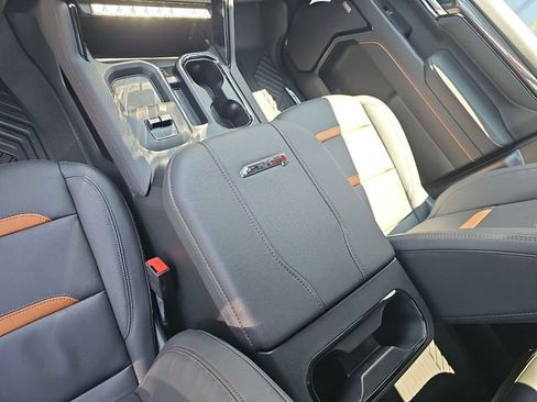 New 2026 GMC Sierra 3500 AT4 w/ AT4 Premium Plus Package AWD/4WD image 25