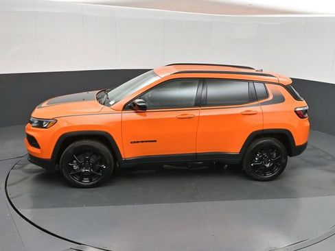 New 2026 Jeep Compass Latitude AWD/4WD image 36