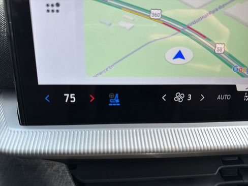 New 2026 Ford Explorer Platinum image 32