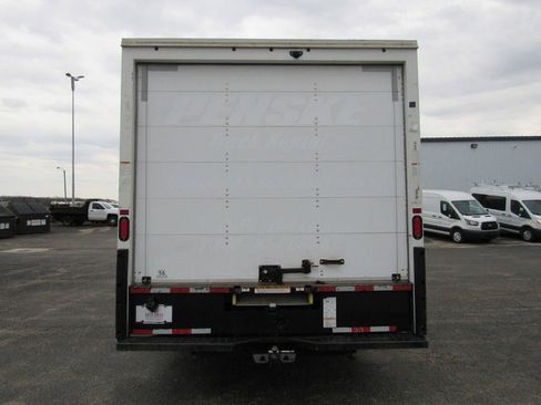 Used 2021 GMC Savana 3500 Extended w/ Power Convenience Package RWD image 4