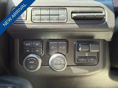 Certified 2023 GMC Yukon Denali w/ Advanced Technology Package AWD/4WD image 13