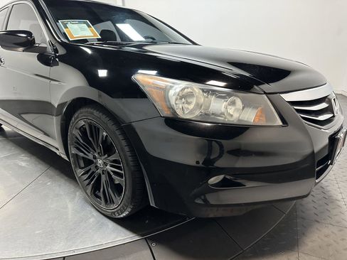 Used 2011 Honda Accord EX-L image 3