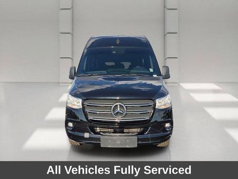 Used 2024 Mercedes-Benz Sprinter 2500 image 8