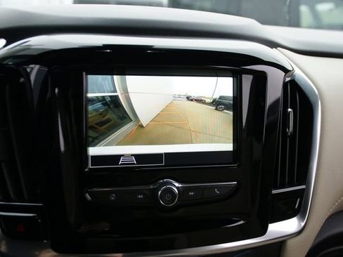 Used 2022 Chevrolet Traverse LS w/ Midnight/Sport Edition image 21