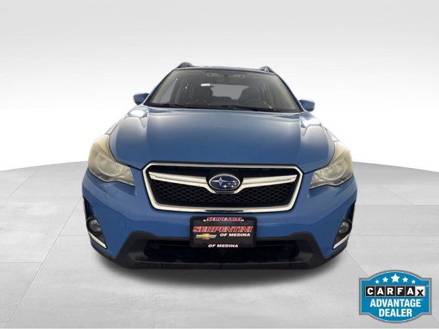 Used 2017 Subaru Crosstrek 2.0i Limited AWD/4WD image 2