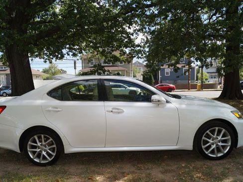 Used 2011 Lexus IS 250 AWD image 13