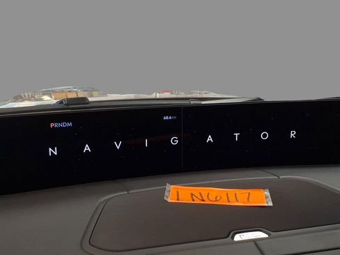 New 2026 Lincoln Navigator L Black Label AWD/4WD image 23
